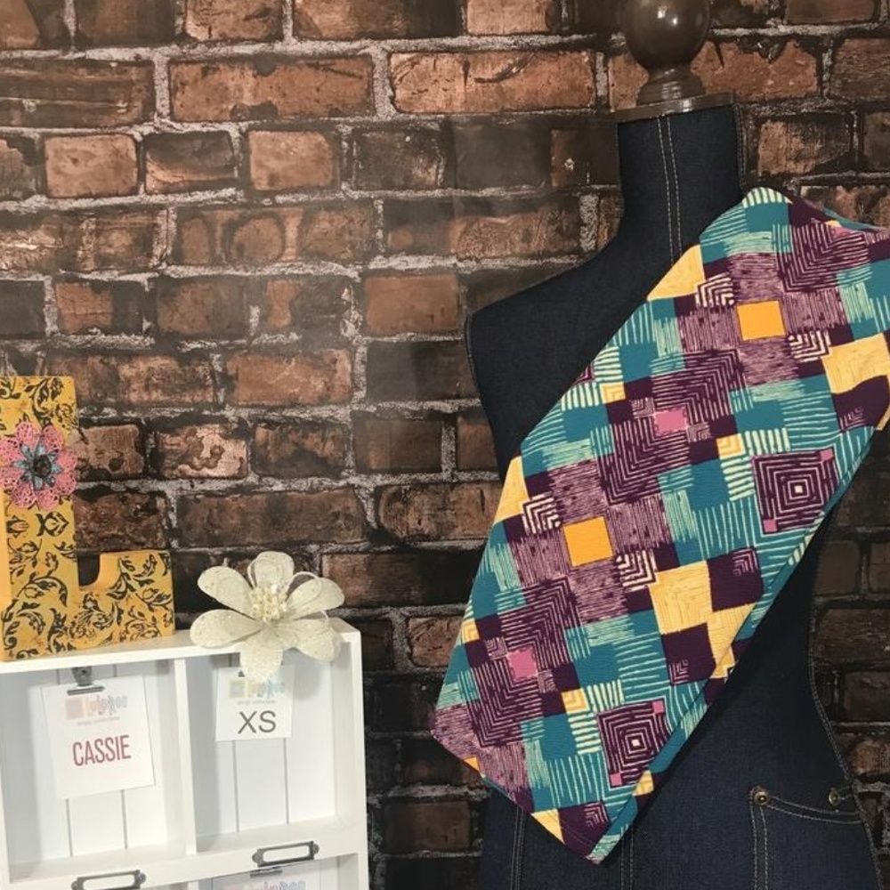 Lularoe Cassie New with tags
